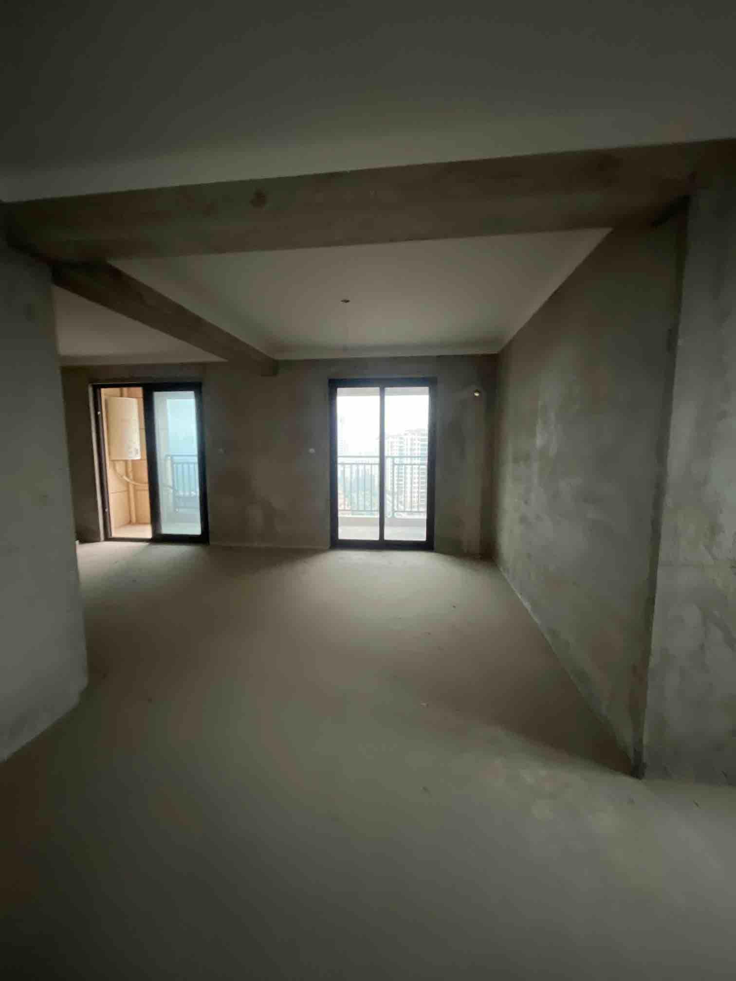 诚心出售，祥生观澜府，江滩公园旁，户型方正，视野超好