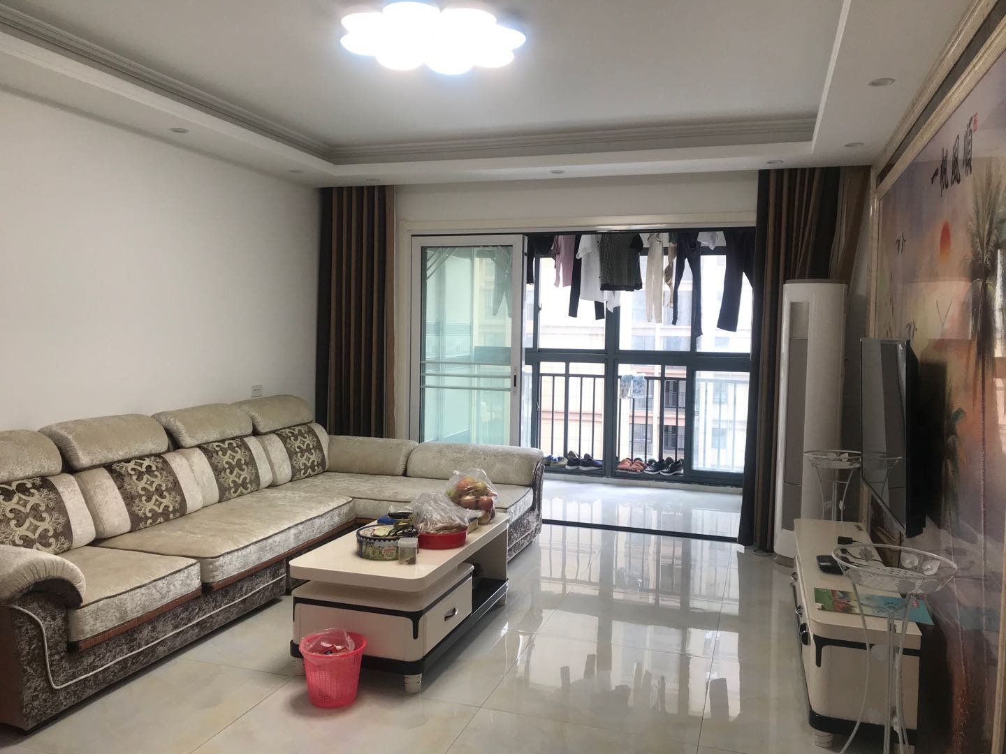 元泰未来城，精装大三房，单价7千，