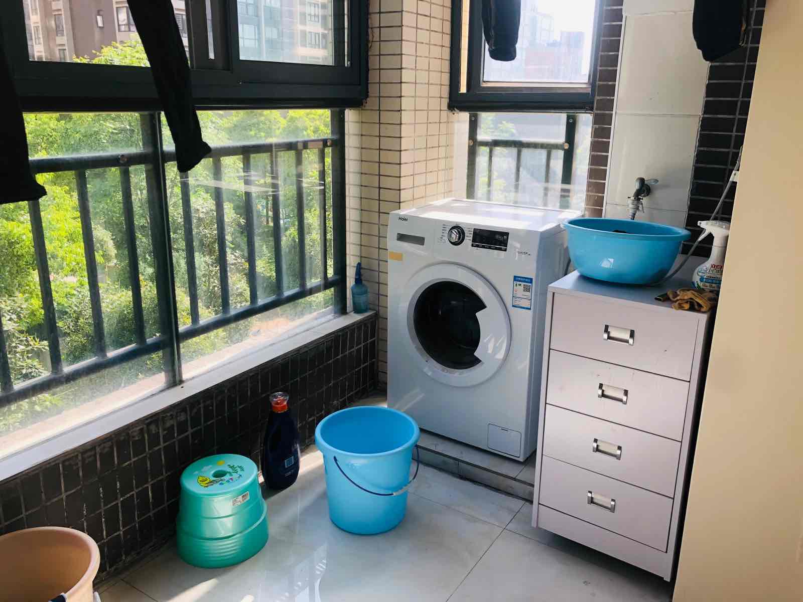 和合国际城精装三房，采光好， 看房