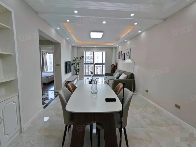 城南，森林国际城，精装大两房，单价不到5300，证满二，电梯好楼层