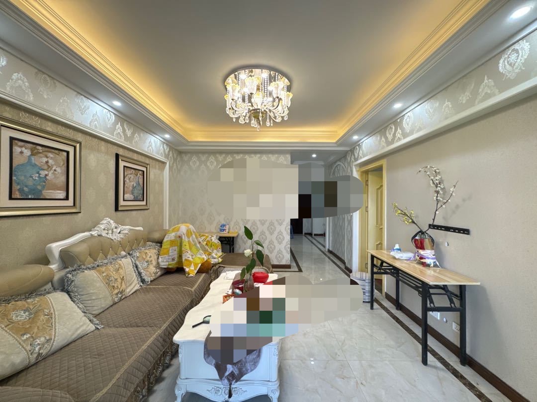 171，房东亏本出售，元泰A区，精装三房，新三中旁，成色新