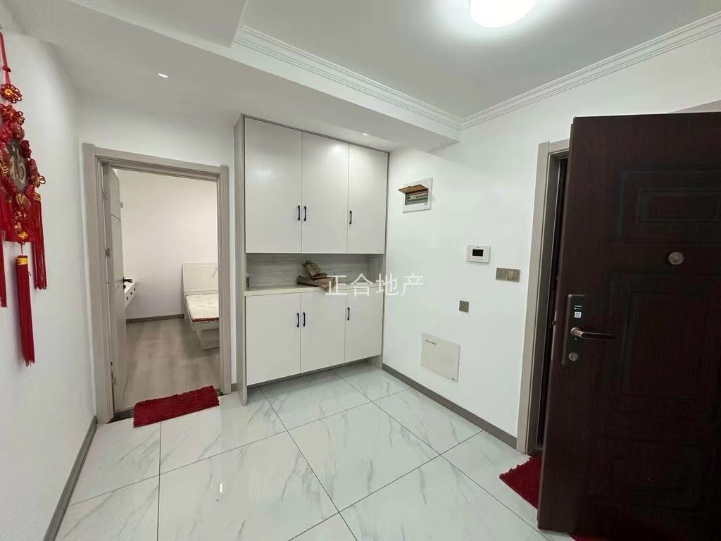 房东急售，满庭春，精装三房，拎包入住，证满二，中间楼层