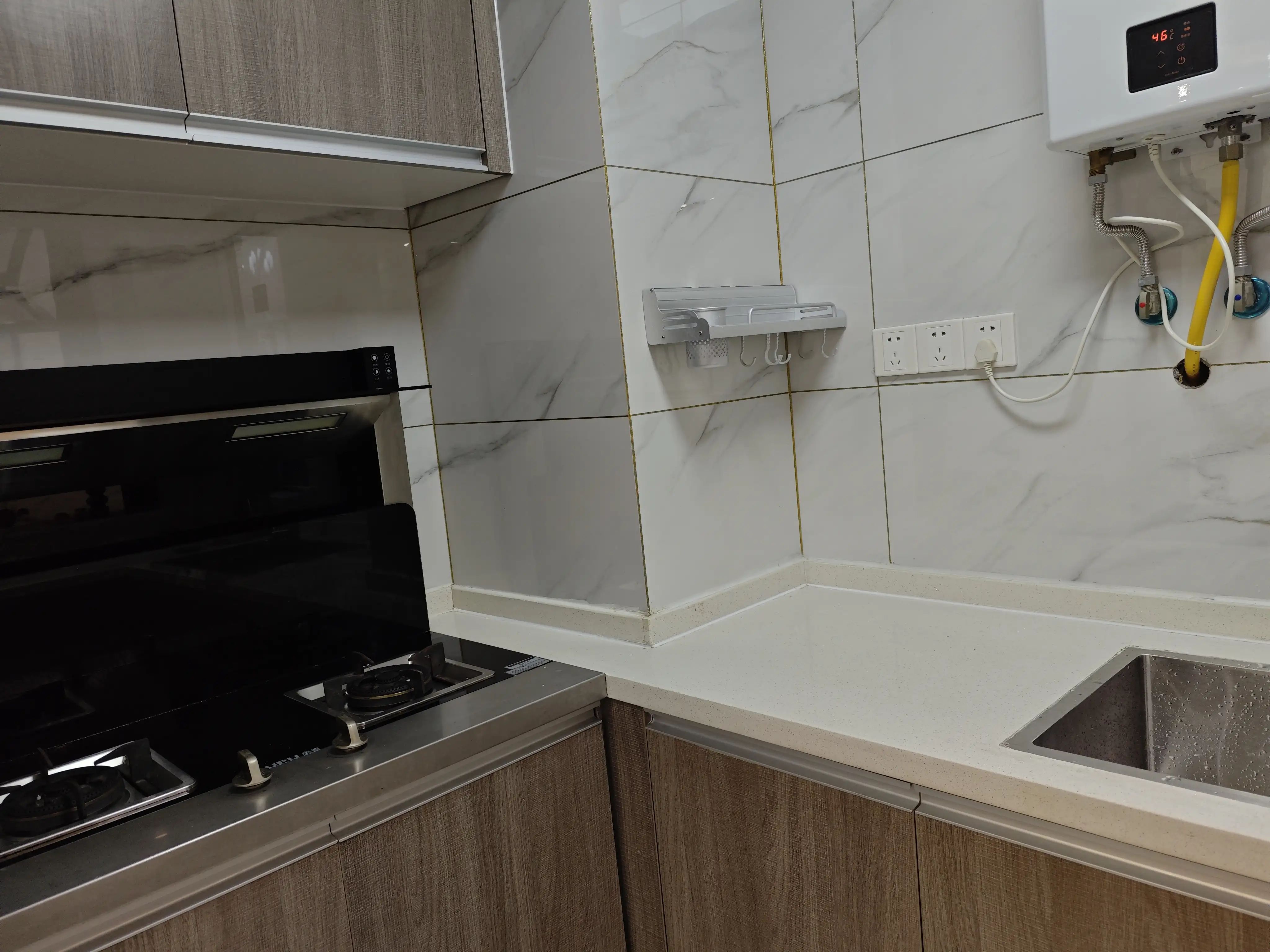 捡漏，阳光田园国际，精装三房，老证，电梯5楼，业主诚心出售