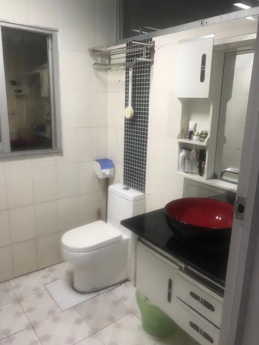 复州花园私房220平公4层，6室3卫，地段好，证满二，