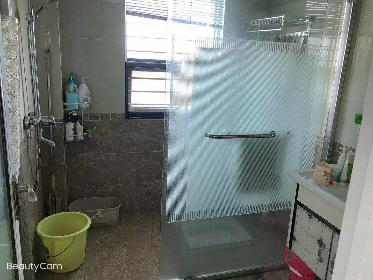 城西精装三房两卫户型通透仙桃 邻居满二