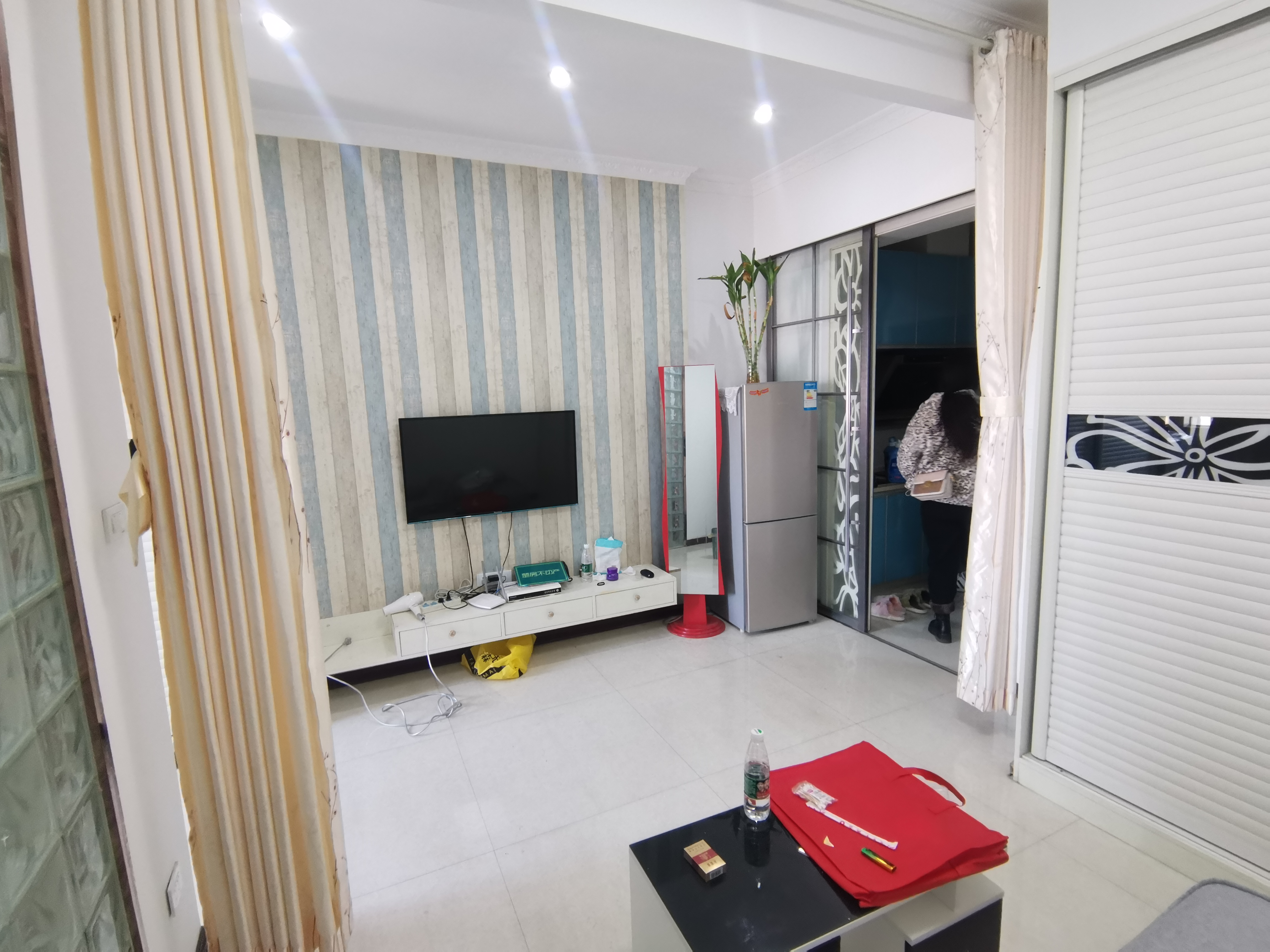 沔中对面 学府公寓一室一厅一厨一卫好房子来了，自主陪读养老出租都是不错帝