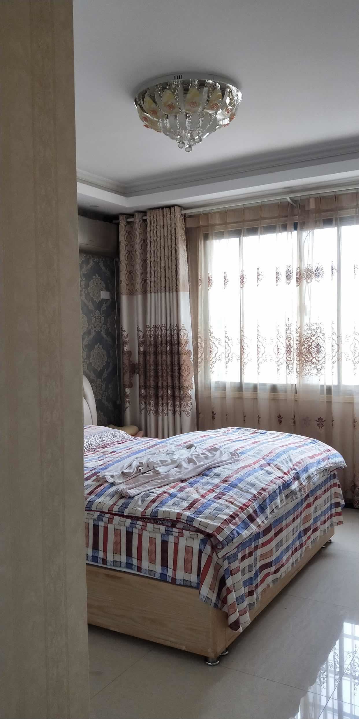 装修一年九成新义星花园大三房步梯中间层有证可按揭看房方便