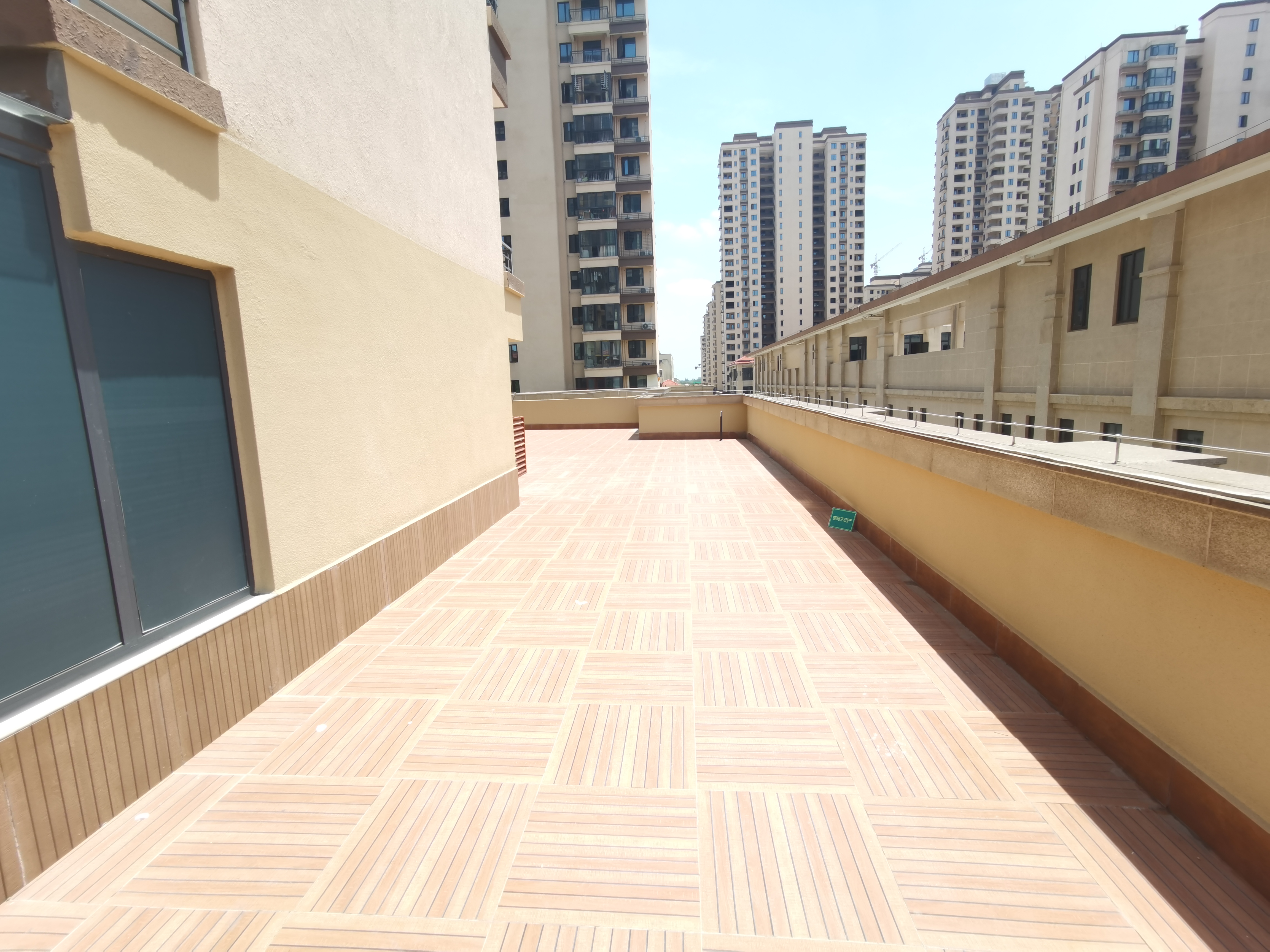 荣怀稀缺小户型，买的不是房子，是露台看房方便