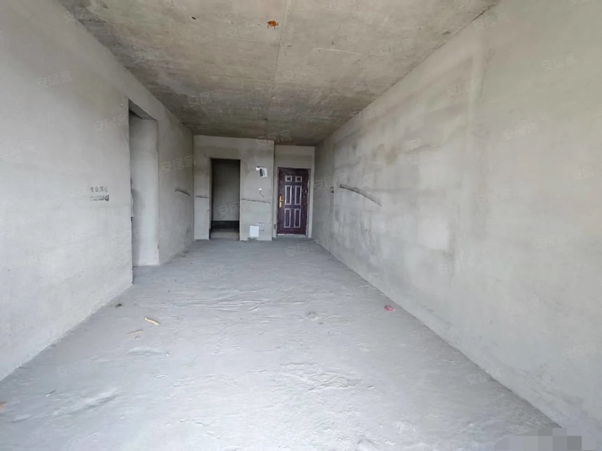 407，亏血本，捡漏，城南，毛坯三房，视野采光好，手慢无，