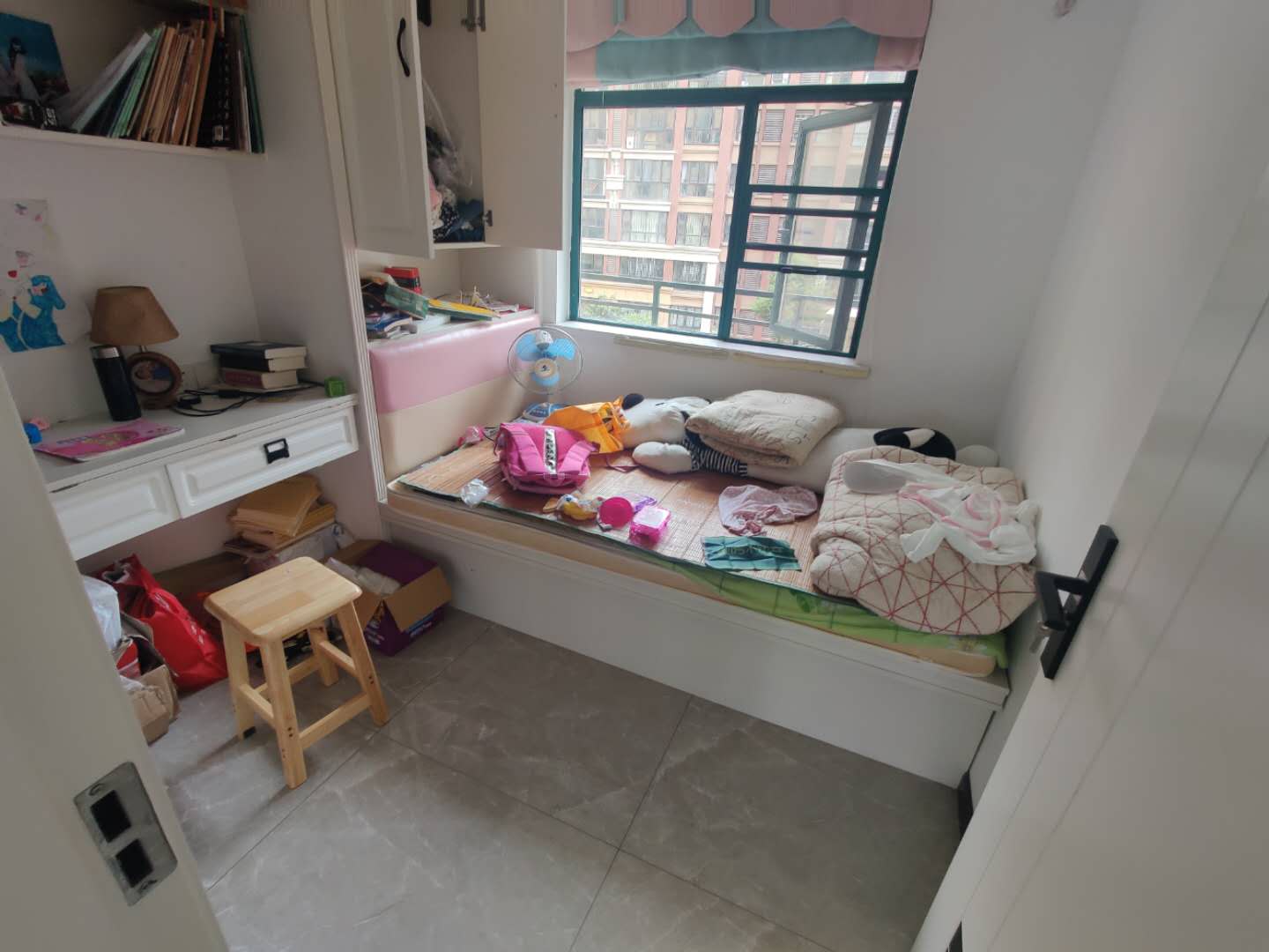 新城一号新街精装三房无遮挡户型方正装修很新预约看房