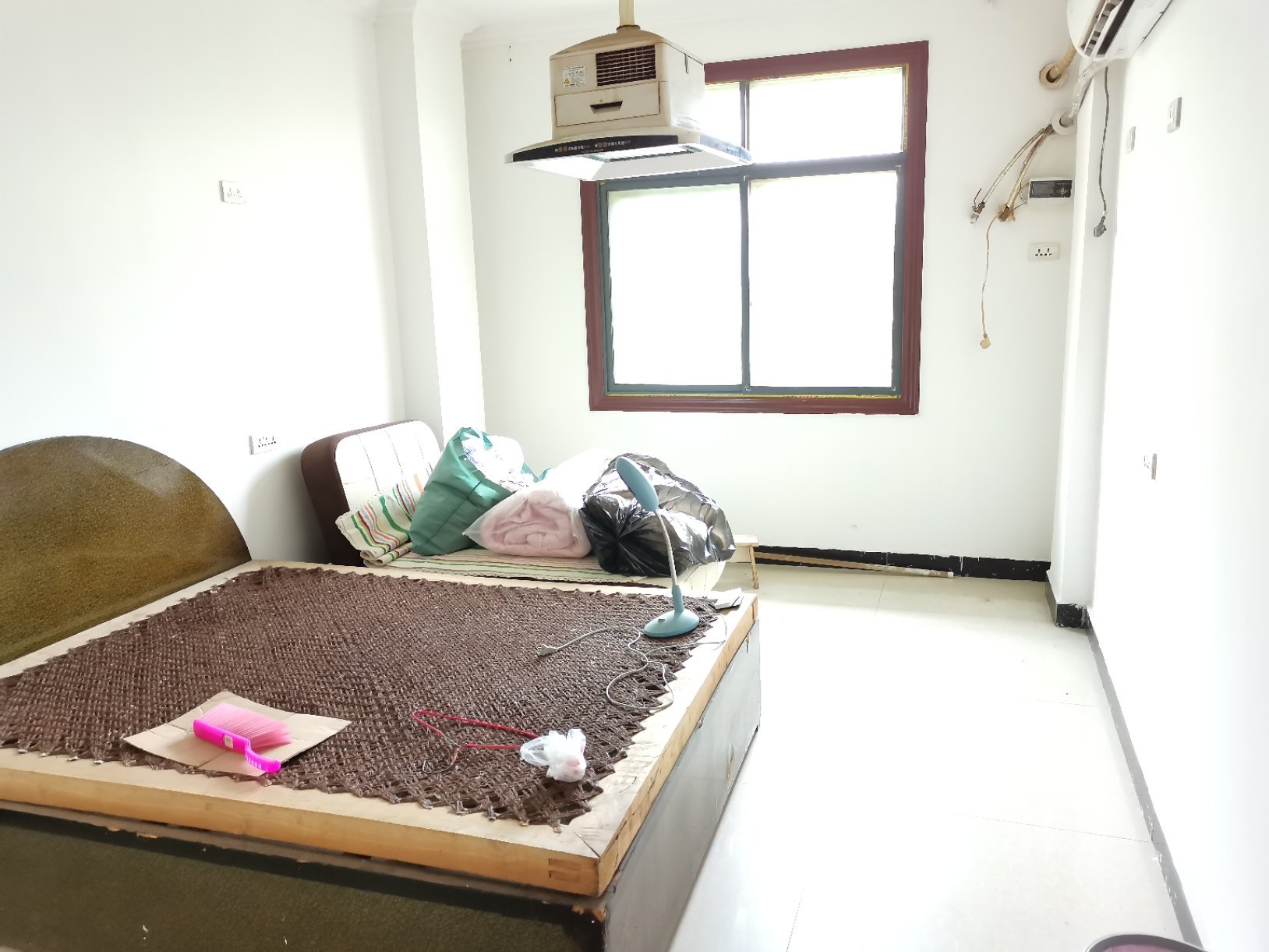 仙桃中学旁边金城馨苑