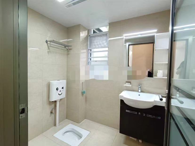 沔阳公馆，步梯2楼，6层洋房，精装三房，装修成色保养非常新，低公摊，证满二