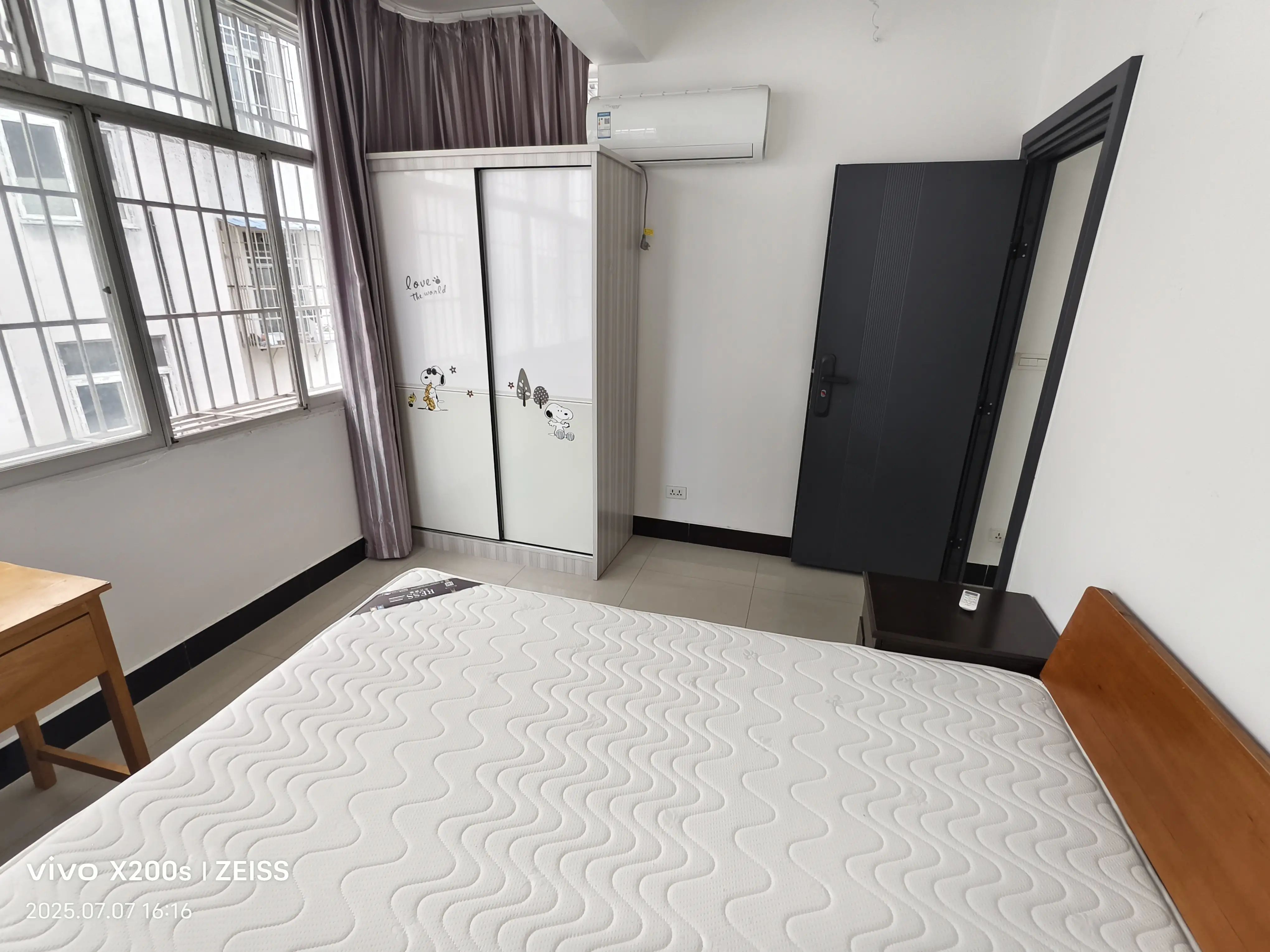 沙嘴公安局后面 地段好 出行方便 优价出售！