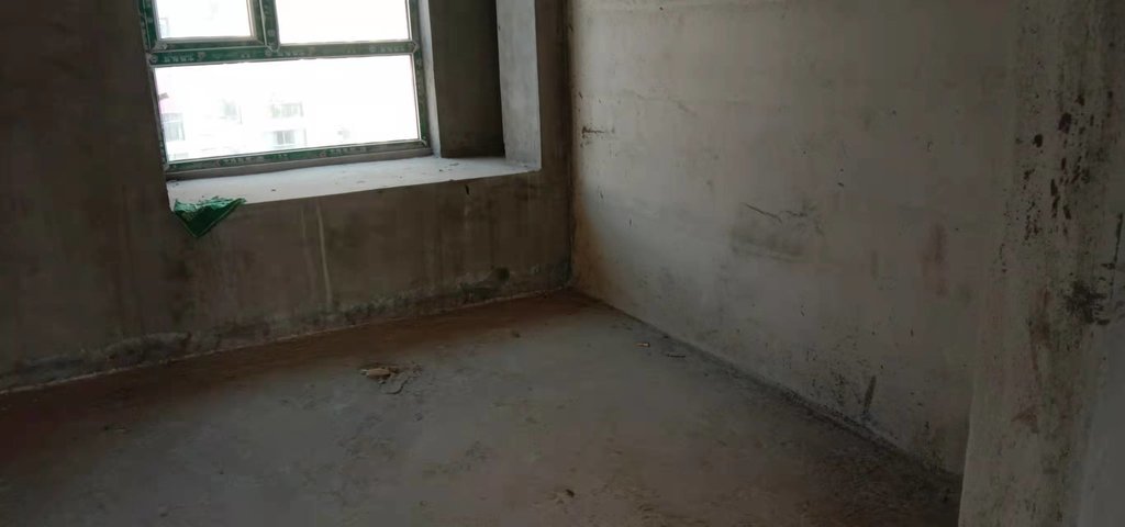 和合国际.毛坯三房.纯边户.证件满二.看房方便