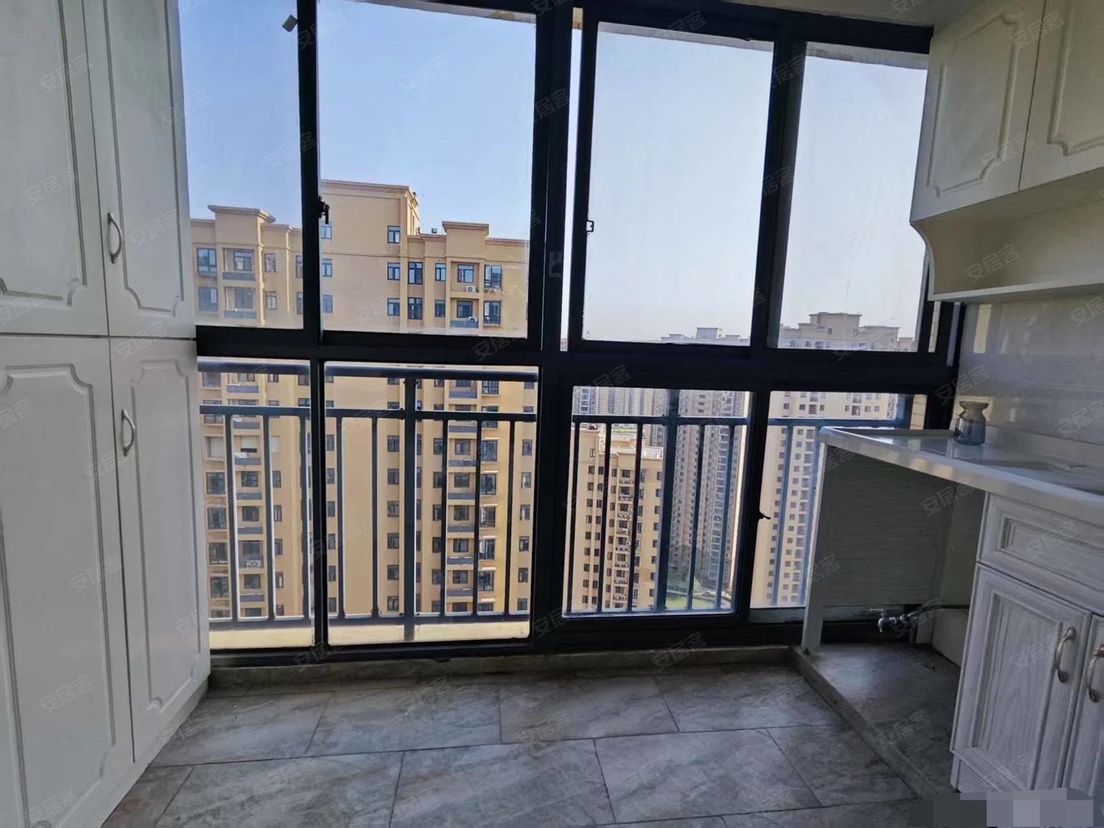 城南，森林国际城，精装大两房，单价不到5300，证满二，电梯好楼层