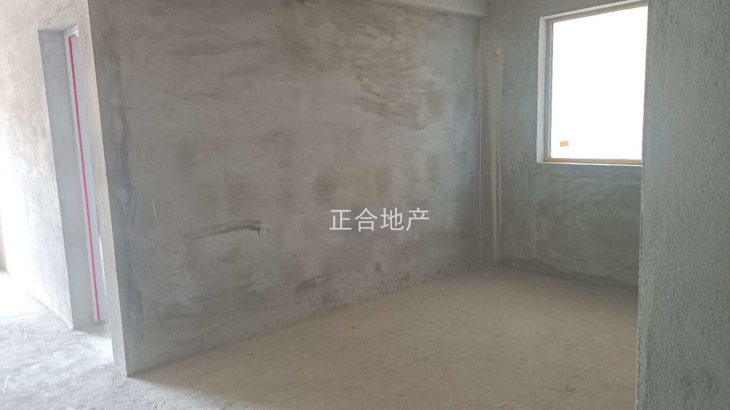 亏本出，房东急售，吾悦旁，蓝天新城，好楼层，单价5100，证满二