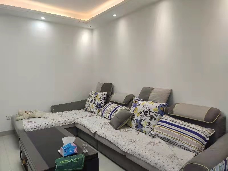 新城一号三期精装三房老证过户费用低看房方便