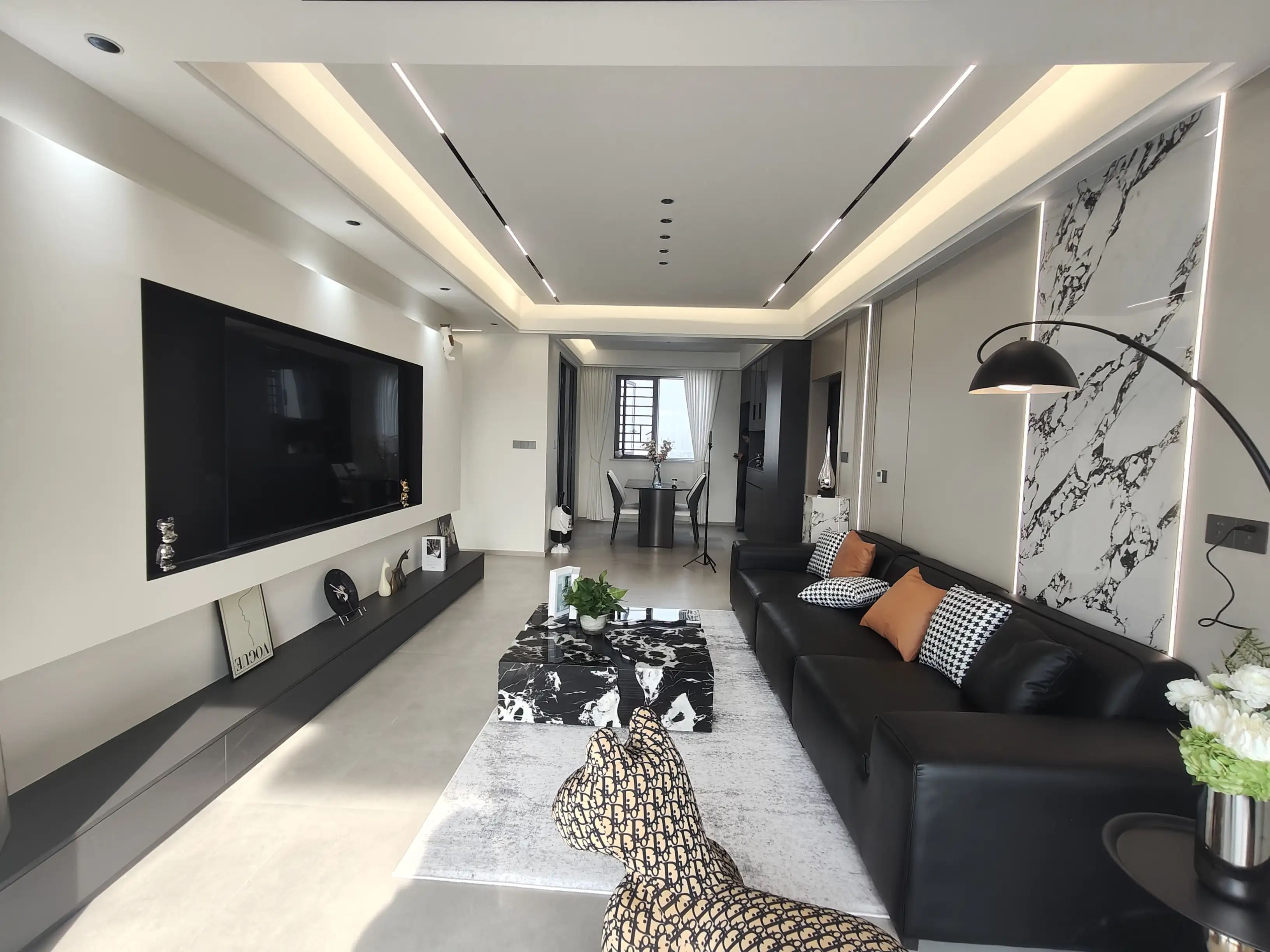 城南，南城郡，精装三房两卫，意式风，电梯好楼层，证满二