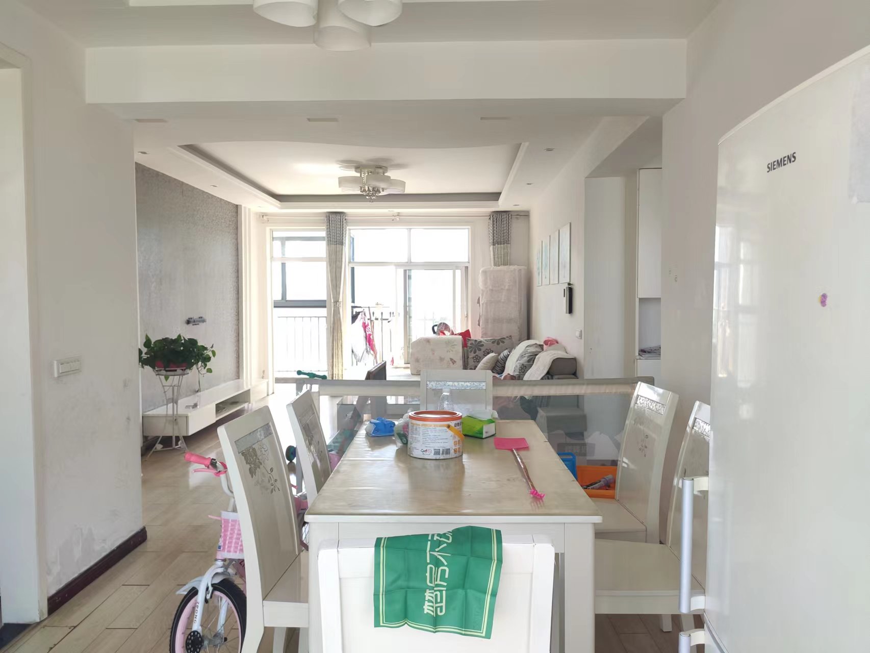 阳光田园国际送入户花园精装修三室两厅两卫满二证在手南北通透双阳台