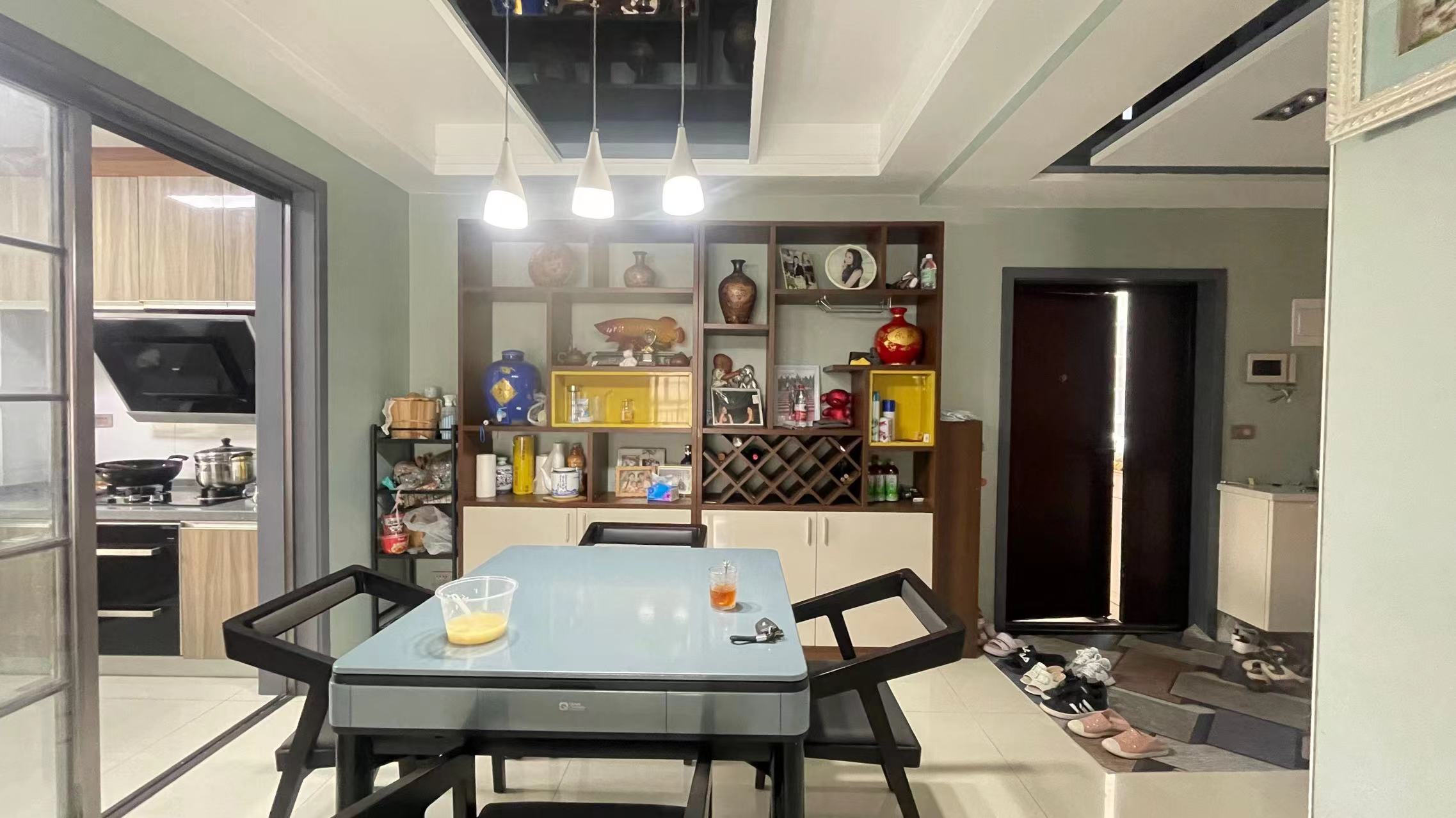 一品苑森林国际北苑对面.精装三房两卫.证件满二.看房方便