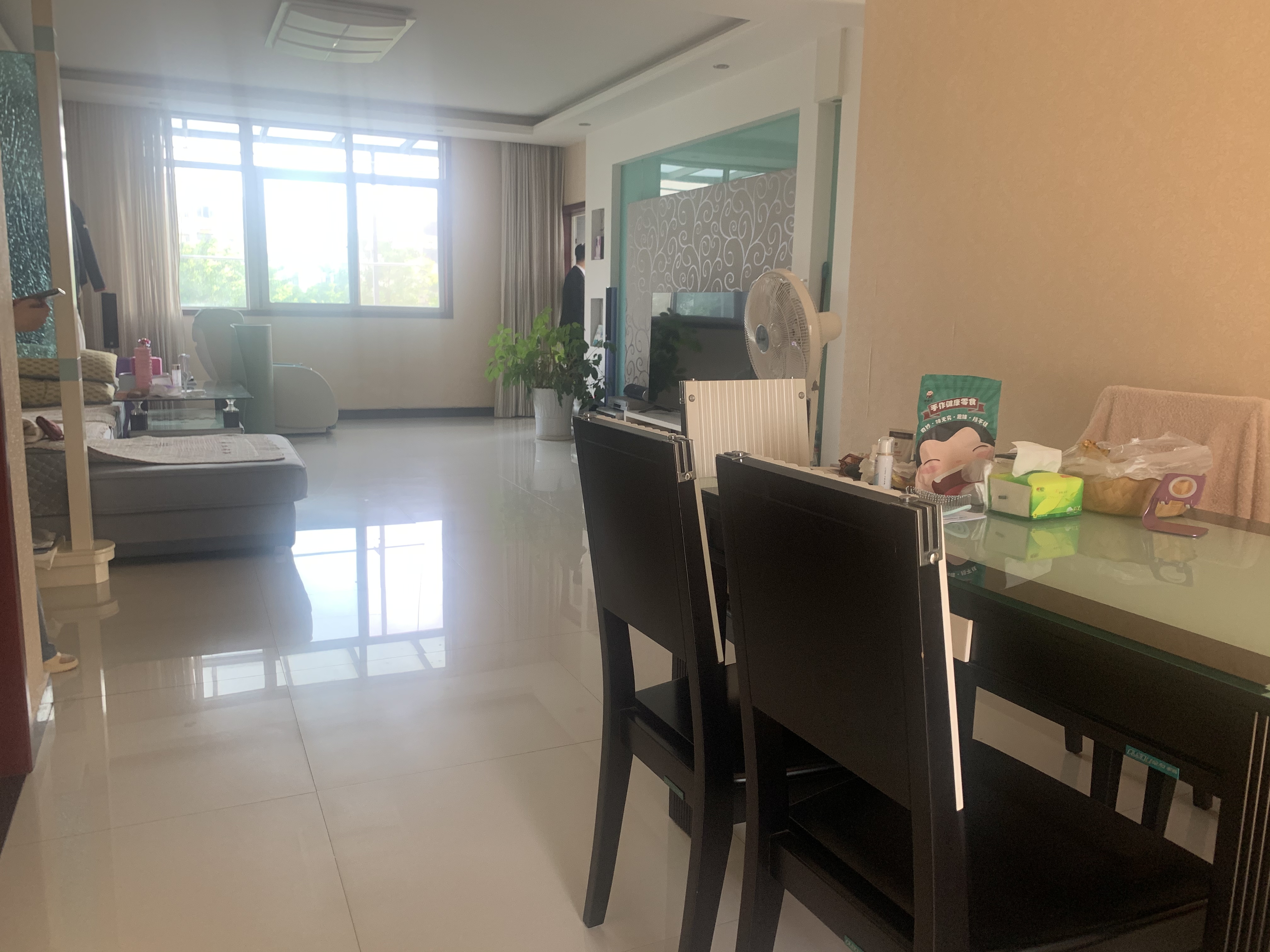 世纪雅苑，城西大户型，装修不错，真实有效好房源