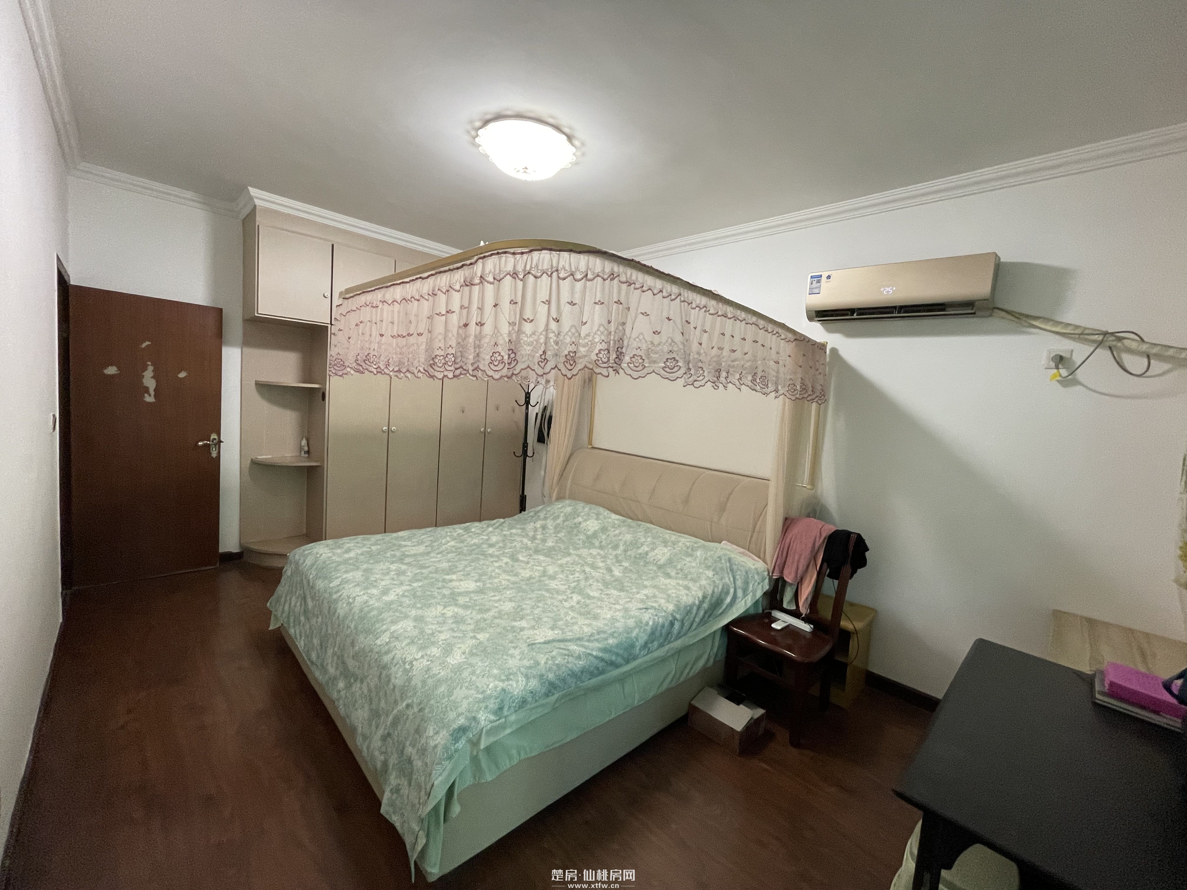 德政园布诺尼三室两厅低层成色新采光好工作调动急需处理