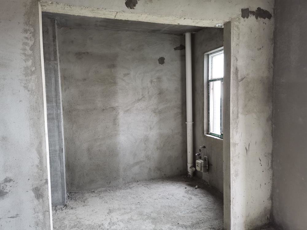 城南单价4400元尹台公馆毛坯三房电梯中间楼层位置好