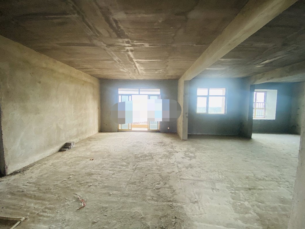 ​降价了 降价了，城南，沔阳清‮园华‬，小‬高层 ，1梯1户 ，降到6300一平 ，采光‬好