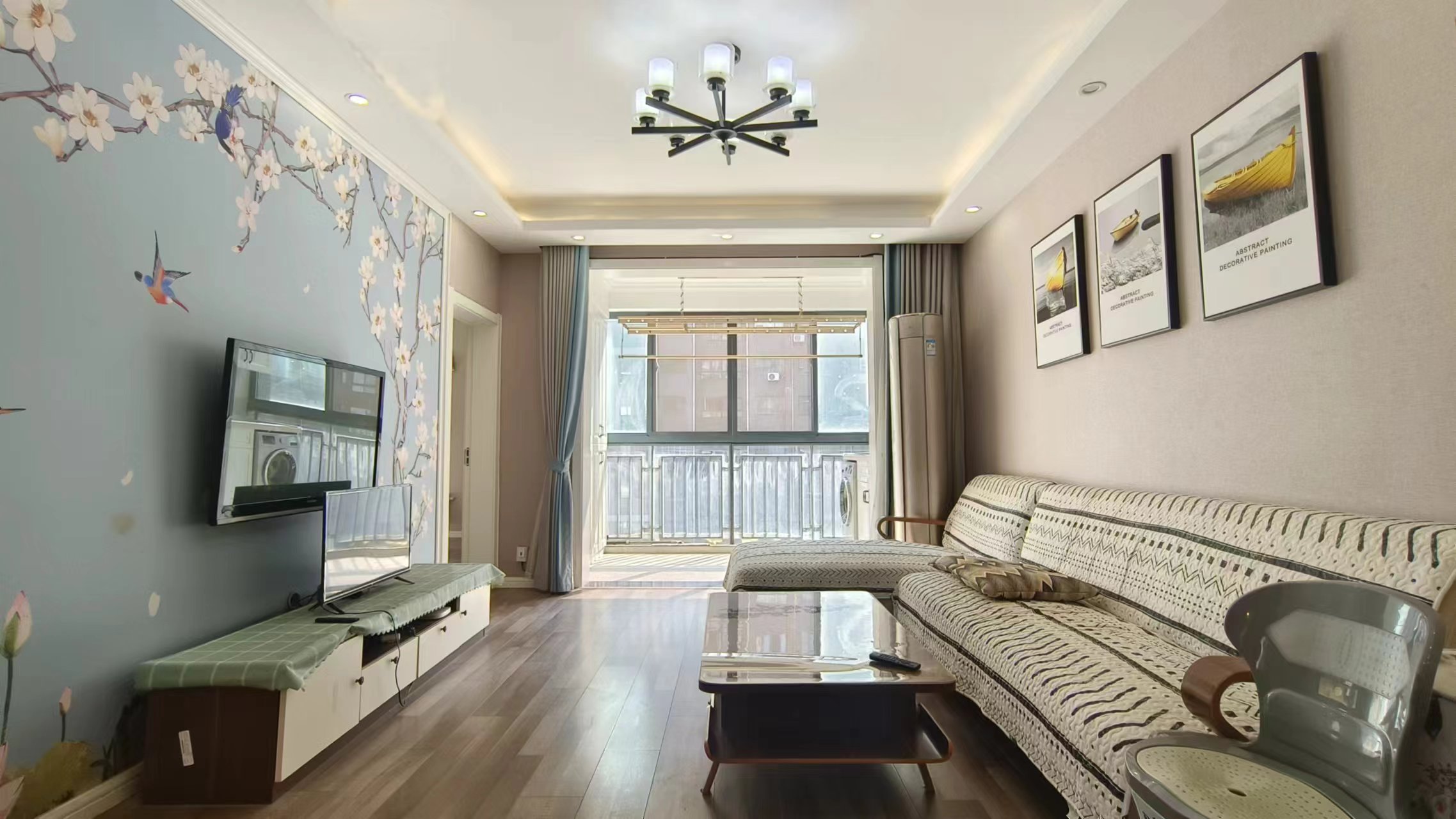 世纪雅园.精装三房.中间楼层.出门就是學笑.看房方便