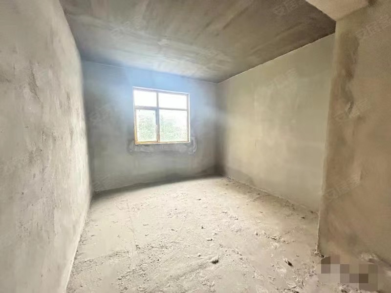 业主亏本急售，捡漏的房子，清华园，纯边户，小高层，一梯一户，