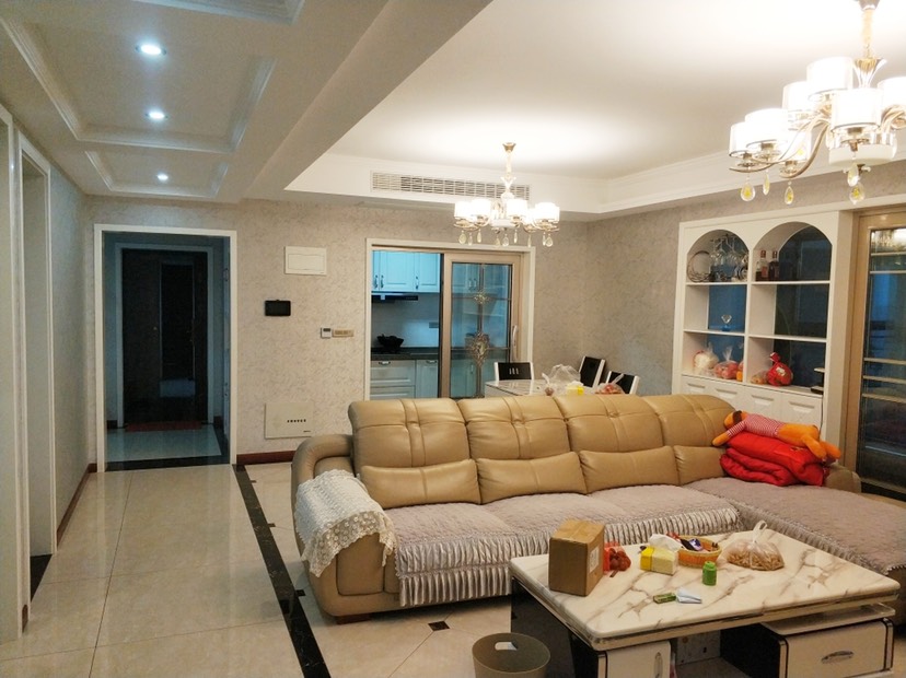 福星城精装修大3房，看房约