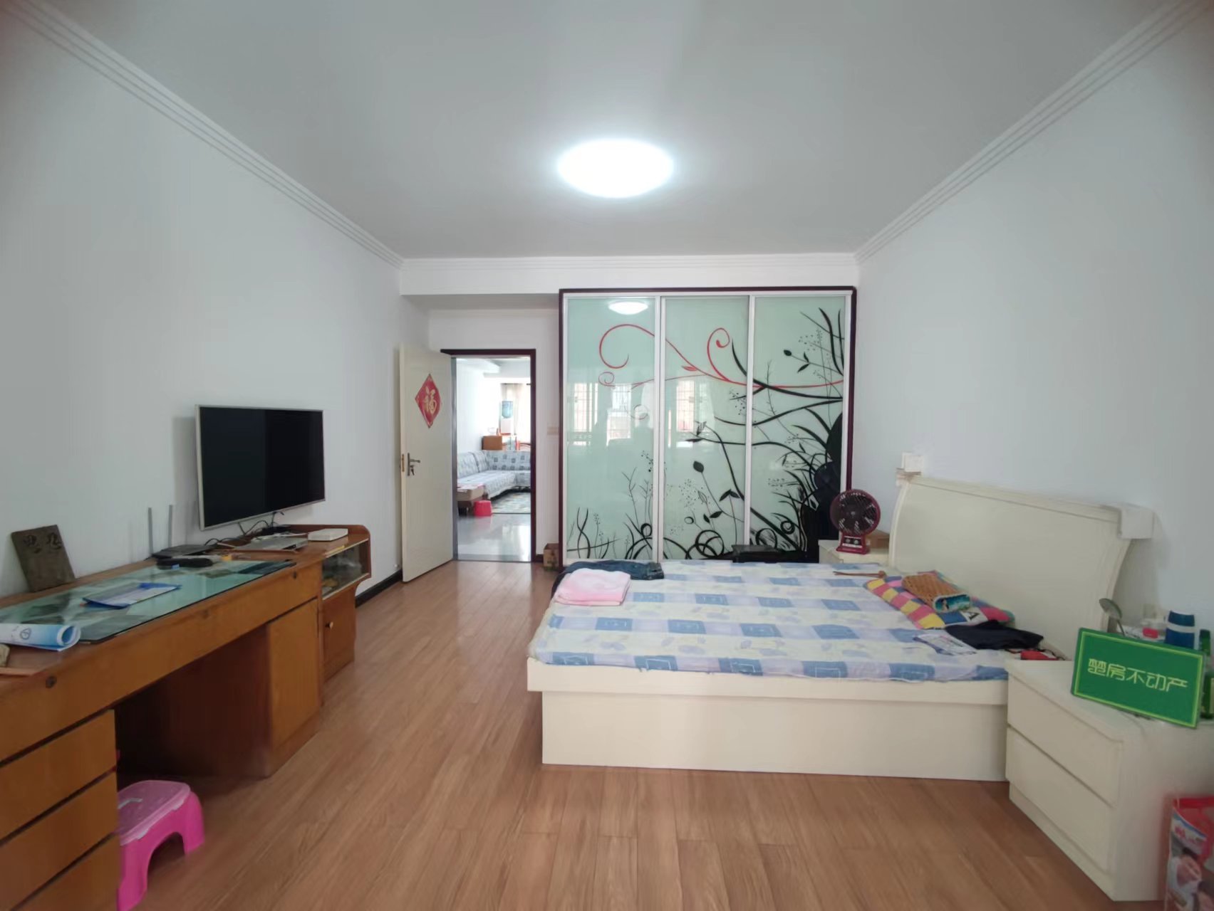 沔阳小穴旁幸福花苑精装修步梯2楼可贷款急卖