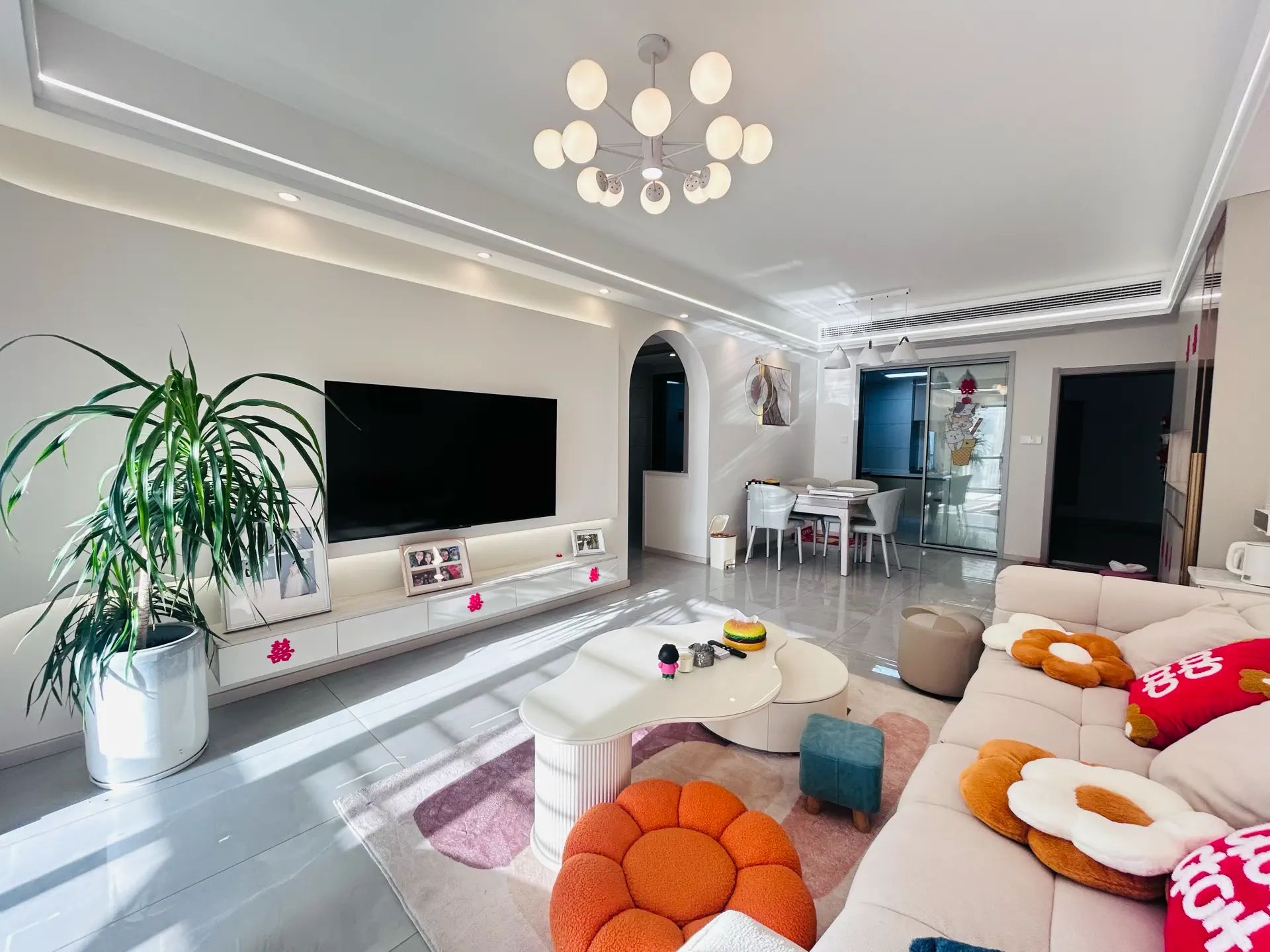 城南，南国明珠，精装三房两卫，户型方正，采光好，证满二，南北通透