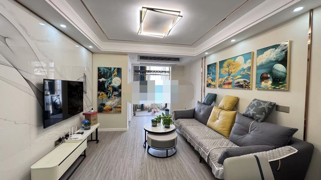 捡漏，城南忠心， 精装三房，单价5000，电梯好楼层，12楼 ，成色 新