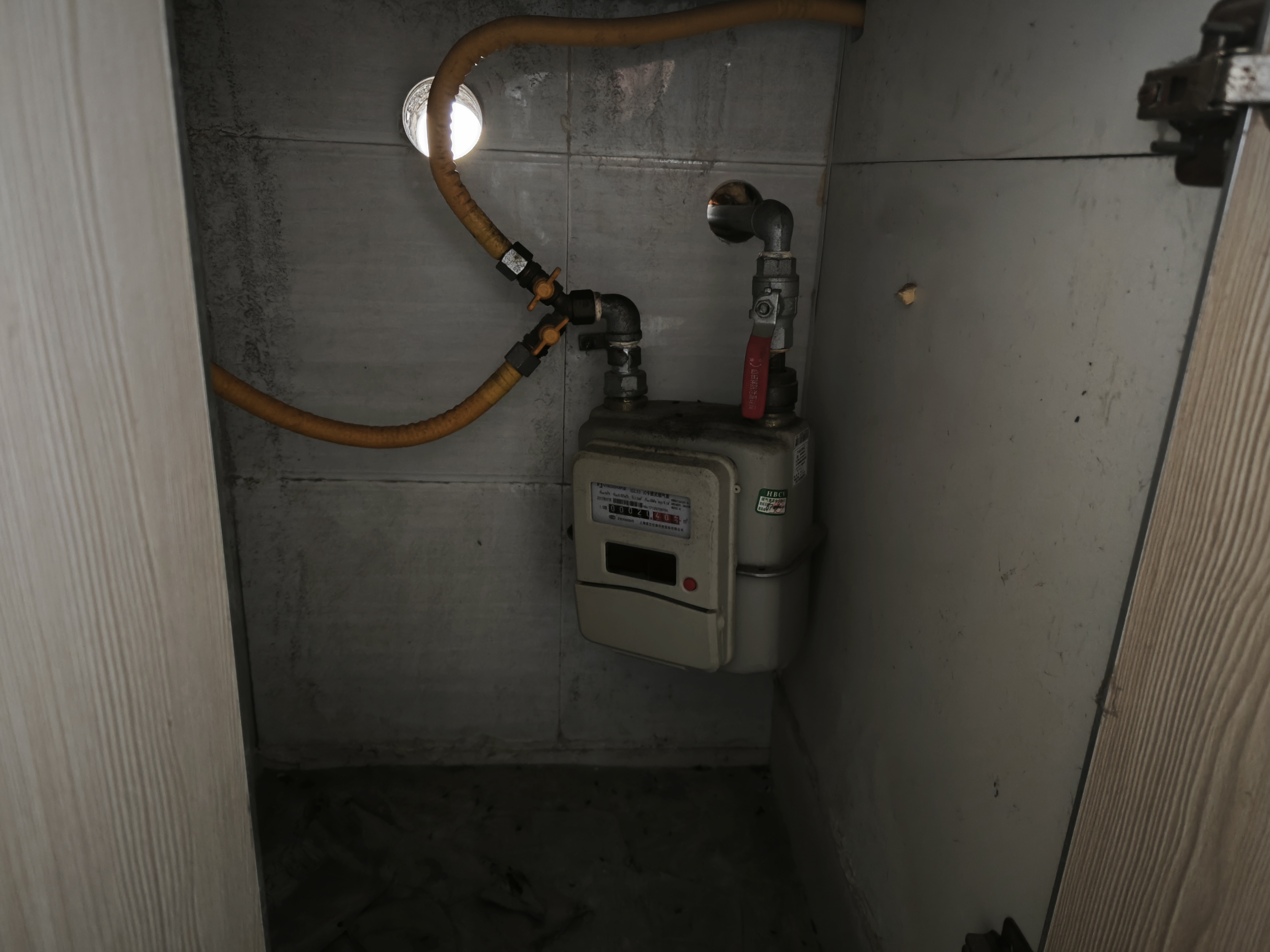 弘文中学旁房屋出售