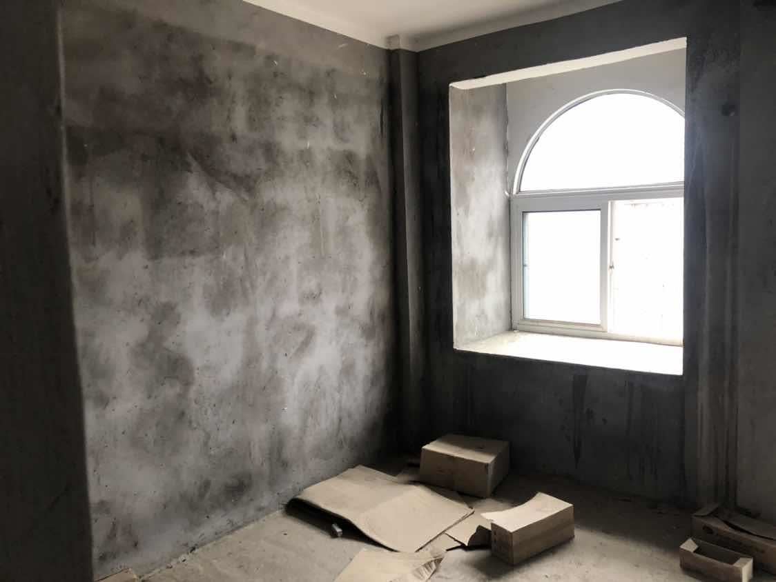 碧桂园旁，现代明珠新城，全新毛坯，诚意出售，看房有钥匙