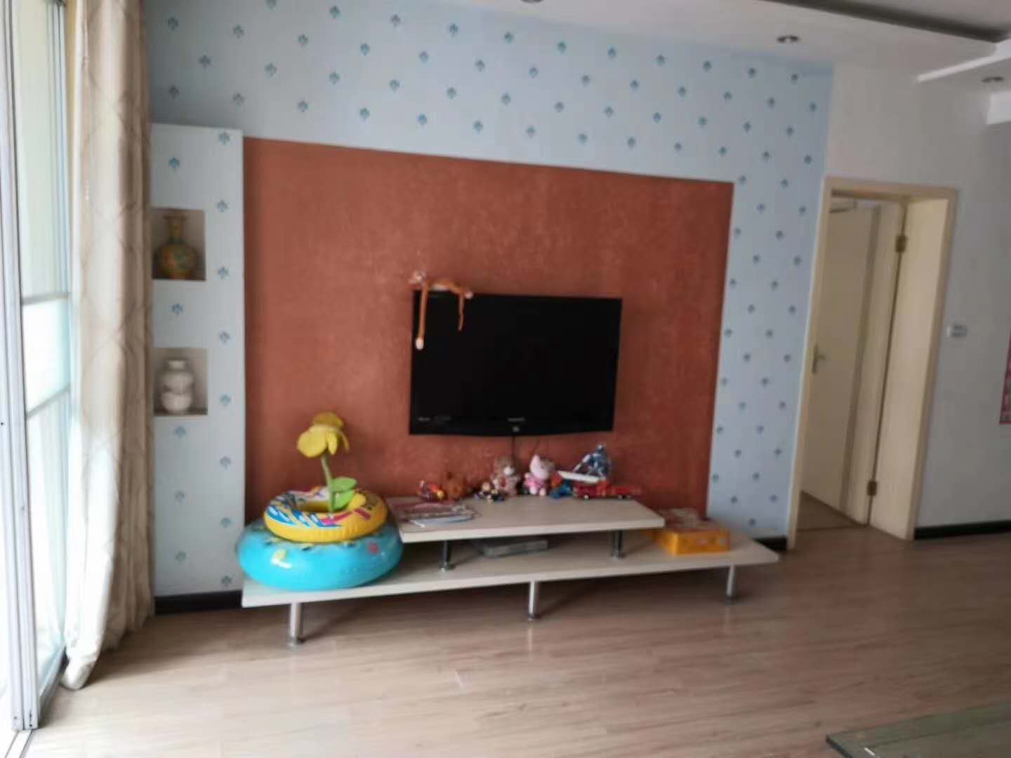 城南武商旁边武建宿舍中层南北通透大阳台可按揭