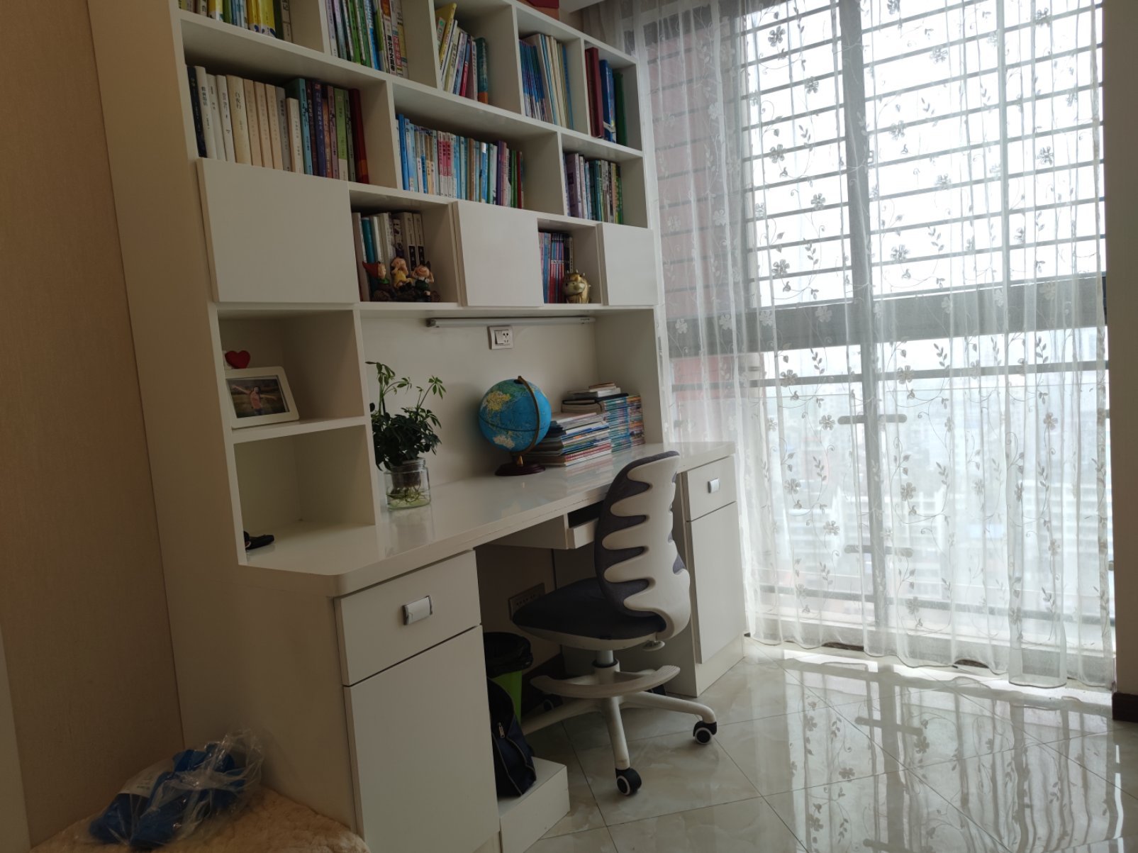 福星城精装大三房，122平，91万，新证