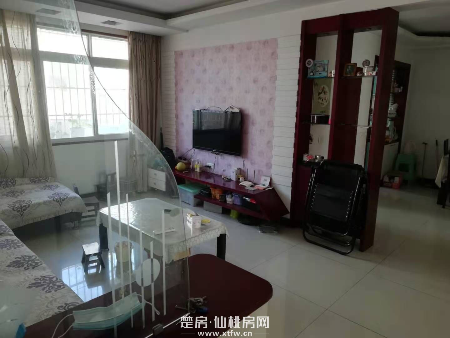 三室两厅两卫步梯中层有证清静读一中