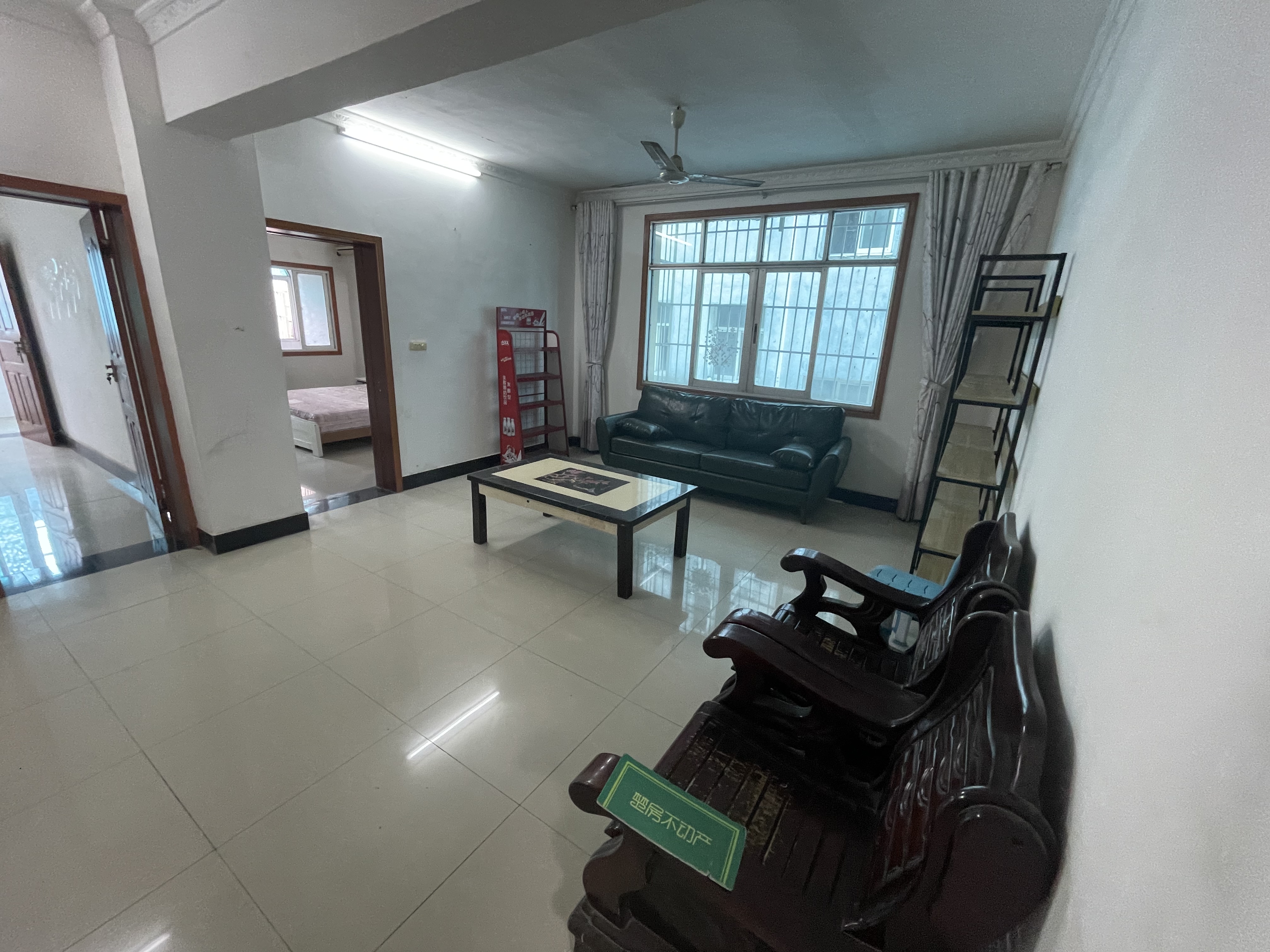 步行街附近好楼层带装修看房方便周边生活便利