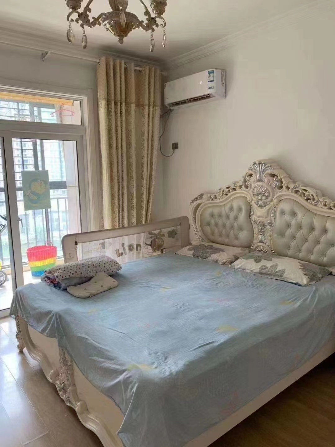 森林国际城精装大三房出租，家里成色非常新，拎包入住