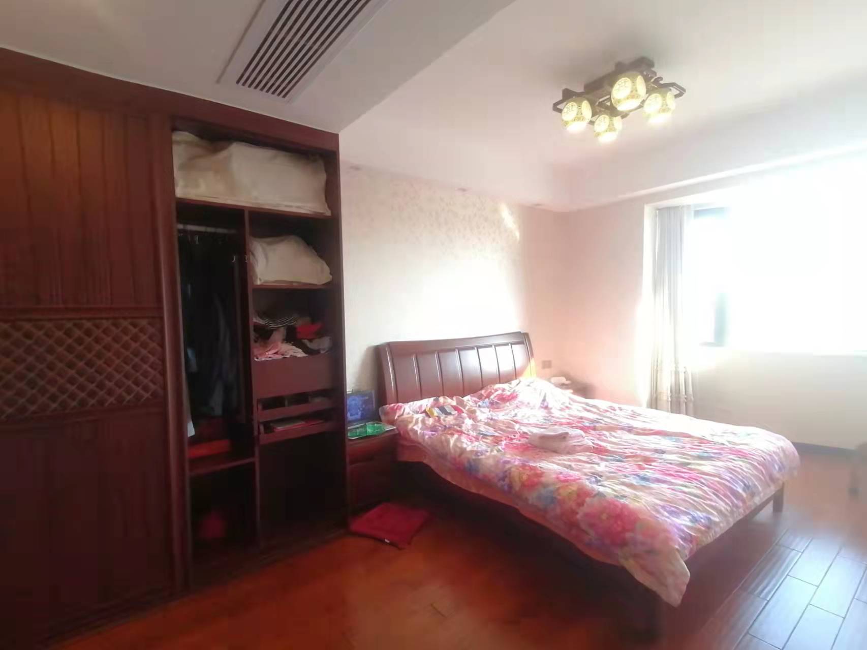 御台公馆品质小区小高层精装只卖6928每平米对面可以上学看房方便