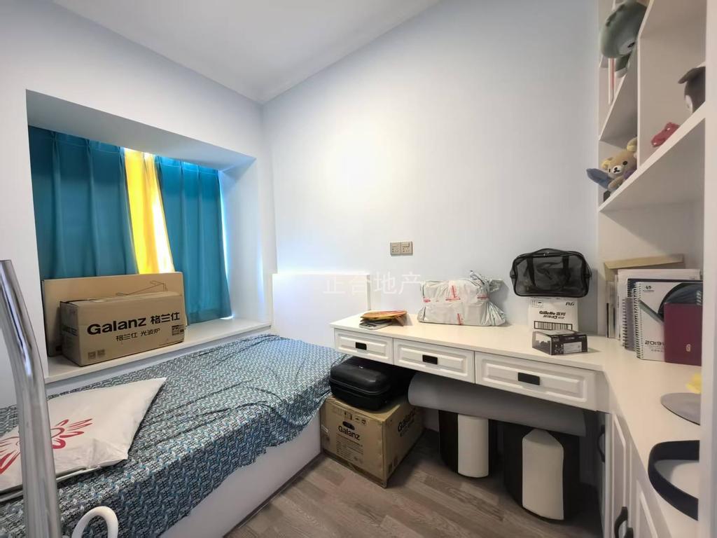 捡漏！城南，南国明珠，精装4房，中间好楼层，9成新，单价5100，双阳台，证满二