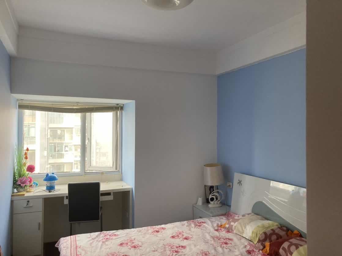  装修电梯房99万145平采光好周边商圈成熟龙华山 就在附近