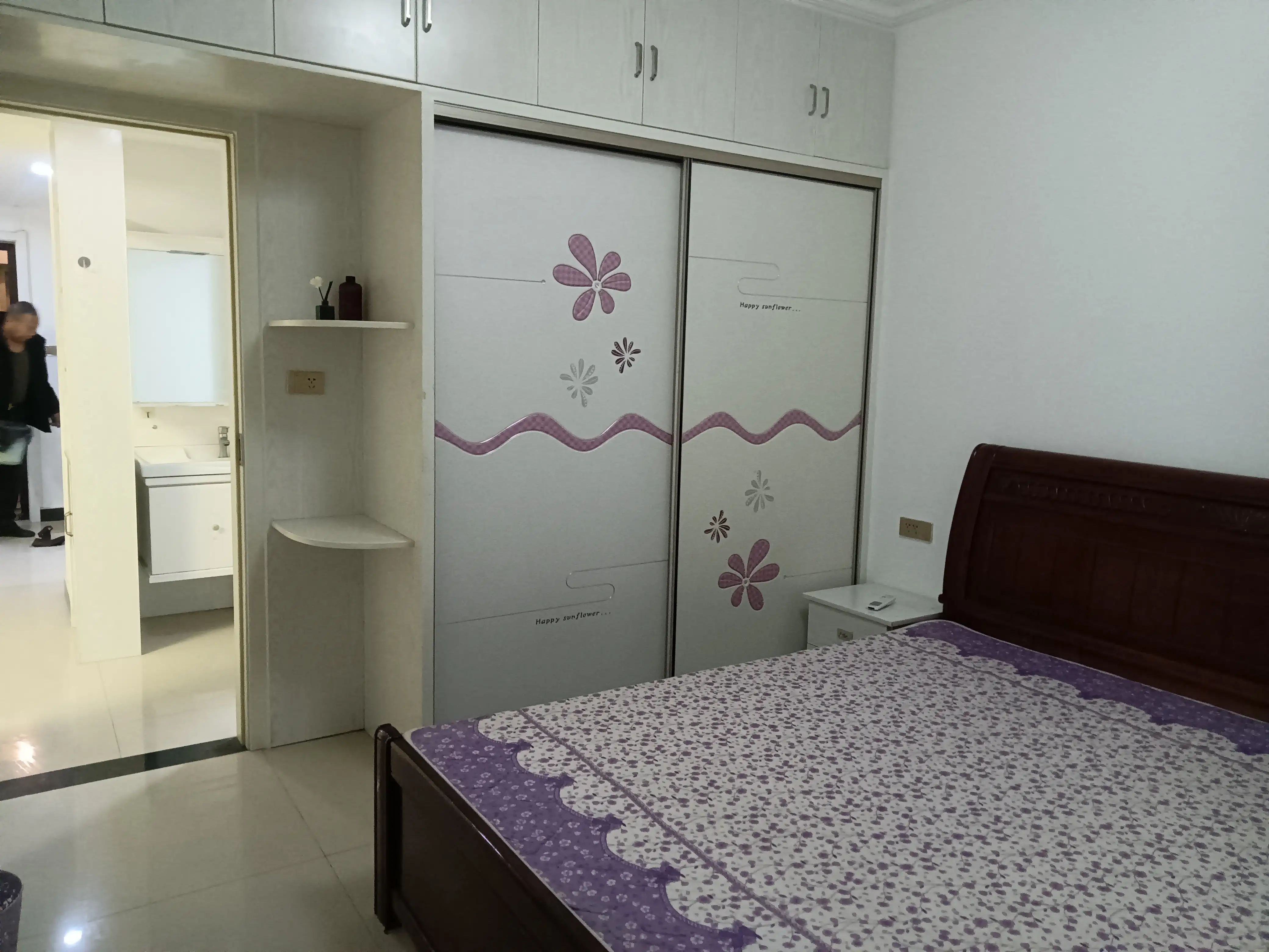 捡漏，城南，新街，电梯好楼层19楼，亏本出售，证满二