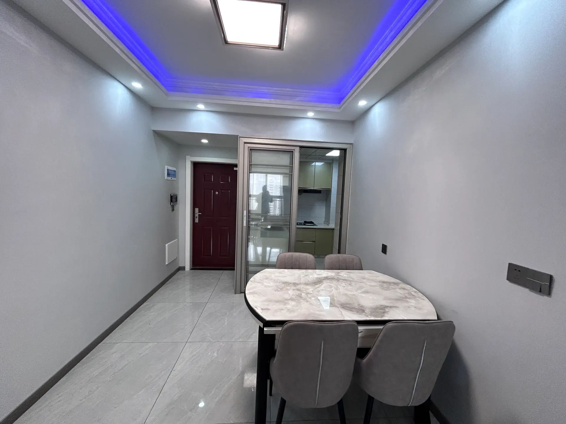 城南，森林国际城，湖景精装三房，中间楼层，一口价47.5万，证满二