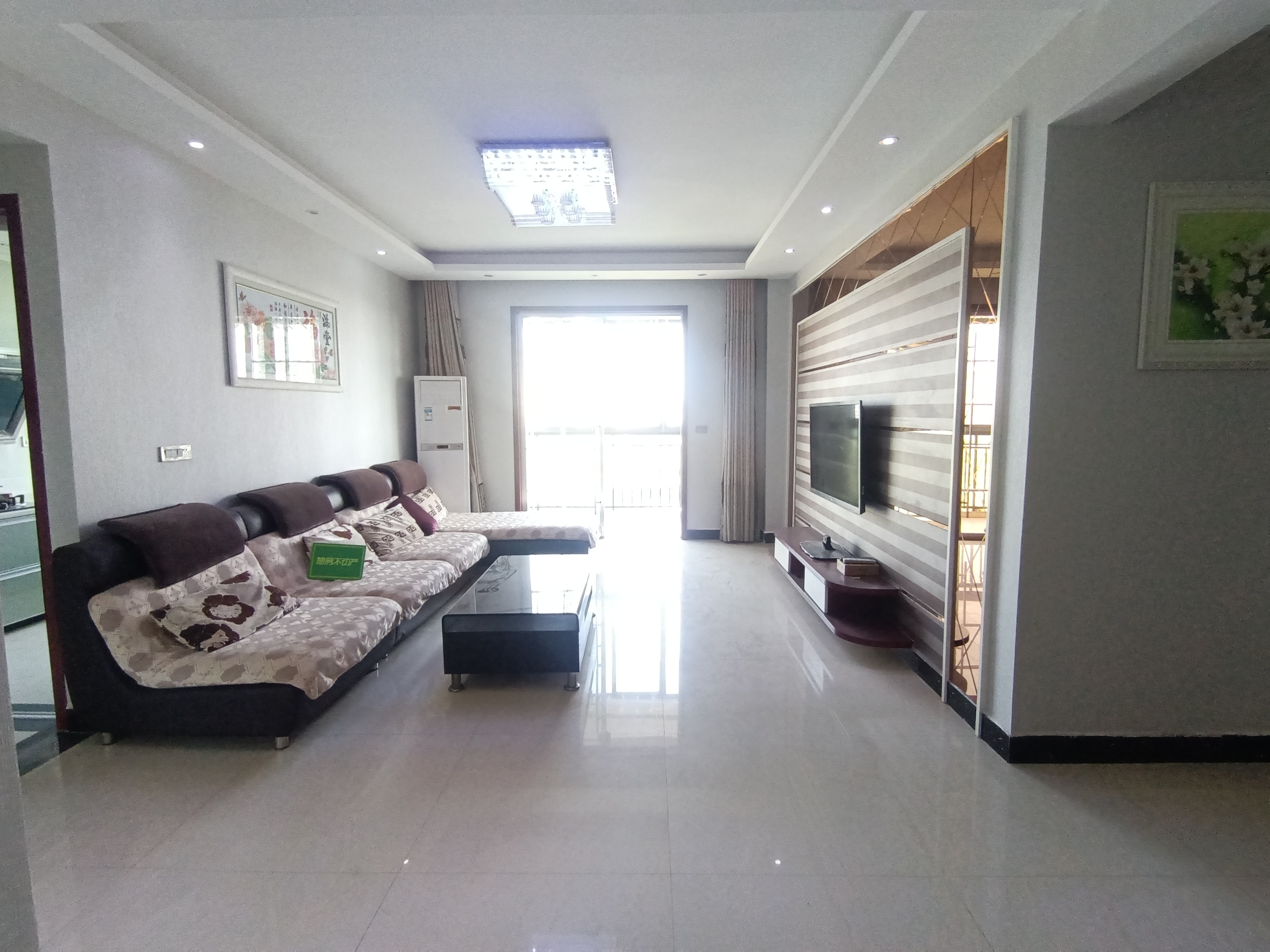 凤凰城圆电梯精装大三房新证