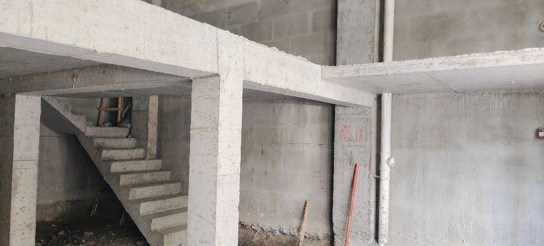 何李路水厂隔壁小区底商铺出售价格低