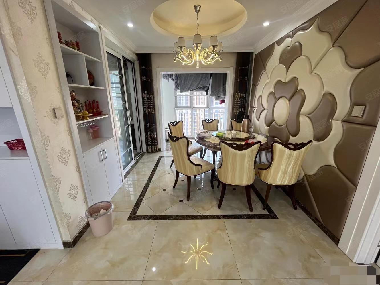 检漏，房东急售，满庭春，精装三房两卫​，证满二，户型采光好