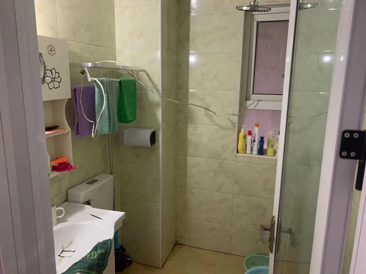 满庭春带供暖小三房装成两个卫生间证件在手仙桃 城西大盘